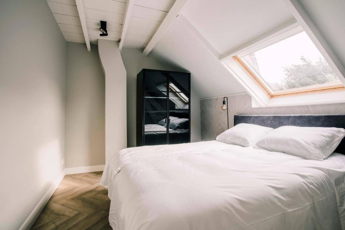 Stadsvilla Suite Willem 1 28m2 apartment met Airco no hotel Tilburg Buitenkant foto